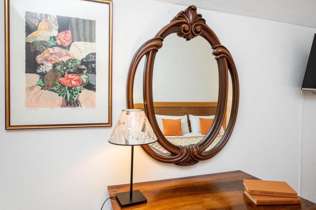 Arco In Pantheon Apartments ローマ エクステリア 写真